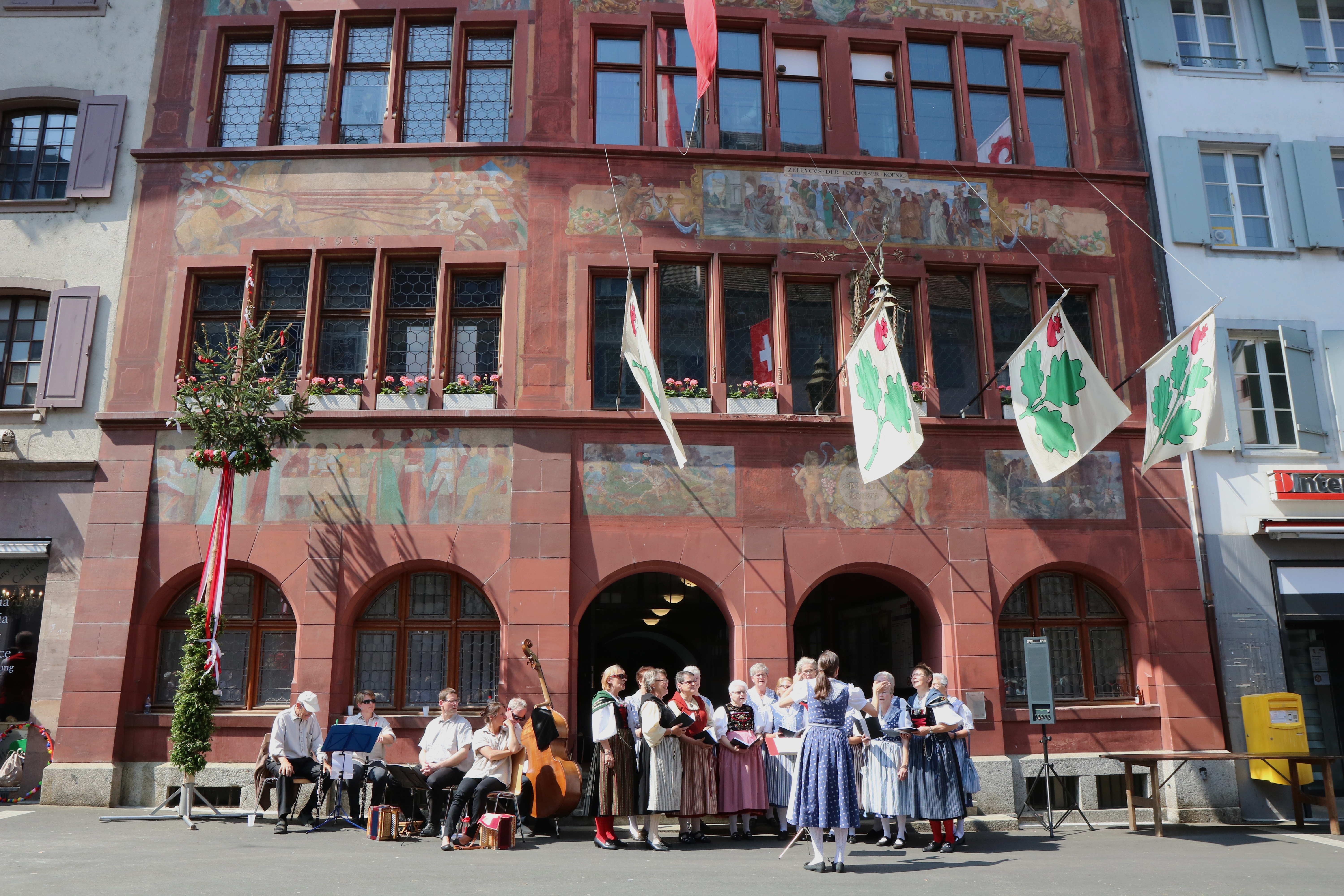 Die Trachtengruppe Liestal strahlte mit der Sonne um die Wette